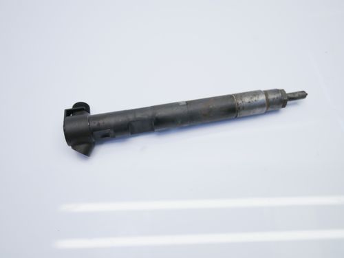 Injektor Einspritzdüse für Mercedes Benz 1,8 CDI OM651.901 A6510701387
