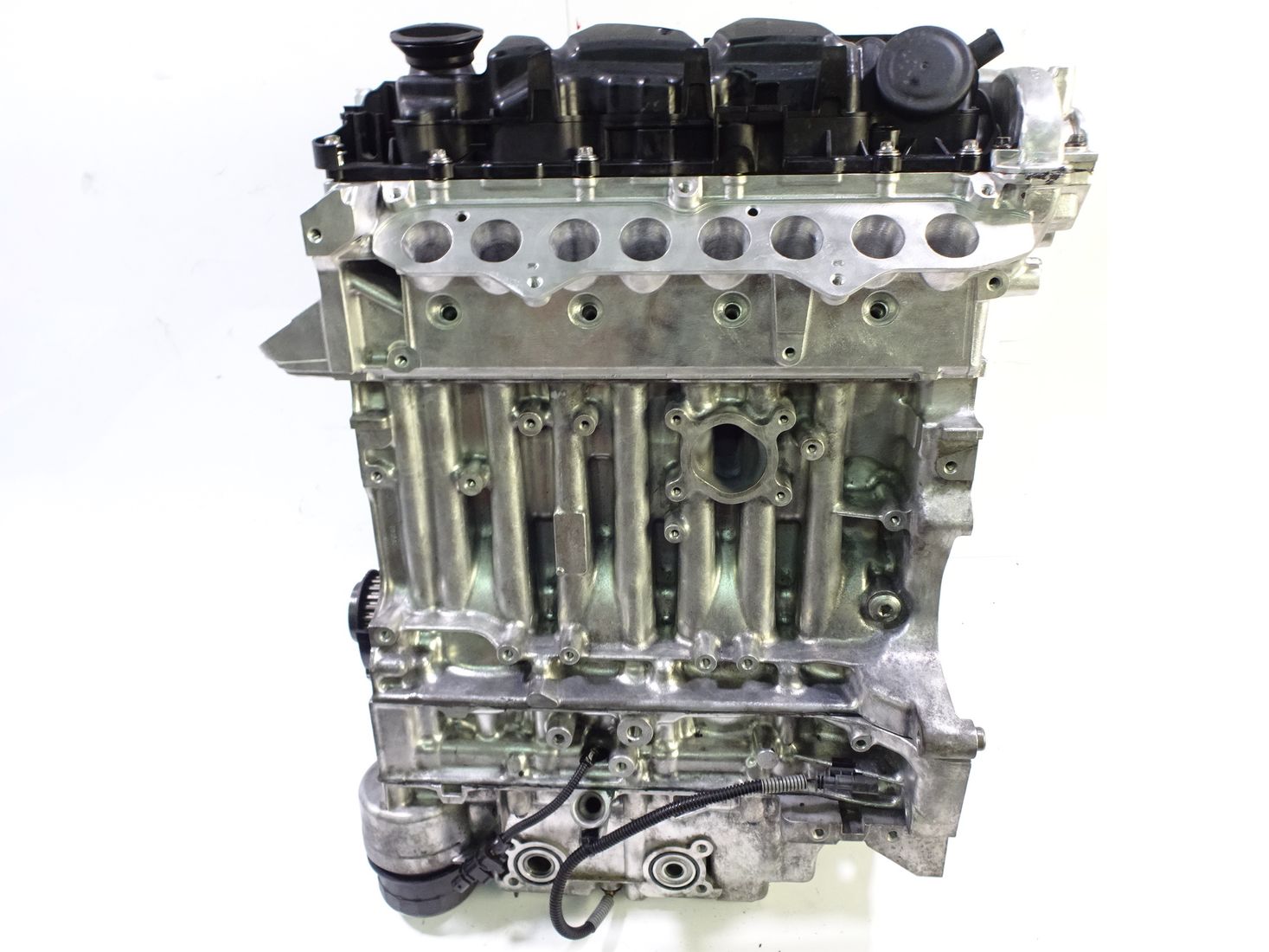 Motor 2014 Volvo S60 V60 V70 XC60 XC70 2,0 D4  D4204T5 Dichtung Neu Kopf geplant
