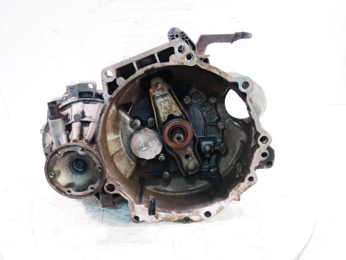 Getriebe Schaltgetriebe für Skoda 1,6 TDI Diesel CAYC CAY 5 Gang MZL 02R300042P