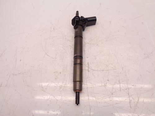 Injektor Einspritzdüse für VW Skoda 2,0 TDI CUAA CUA 0445118003 03N130277