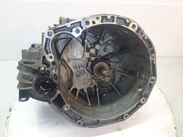 Getriebe Schaltgetriebe Renault Megane dCi Diesel F9Q800 8200361232 DE191984